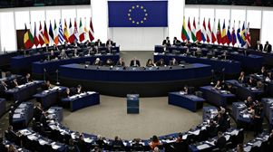 EU parliament calls for regulation of third-party funding