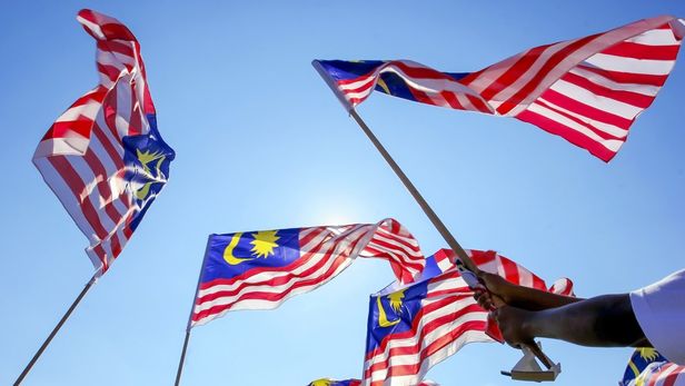 Bendera malaysia berkibar